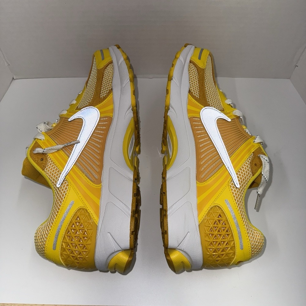 FJ4453-765 Mens Nike ZOOM VOMERO 5 YELLOW OCHRE Shoes Sneakers Size 12.5 US - Picture 6 of 10